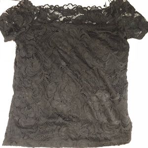 Forever 21 Off-The-Shoulder Tight Shirt